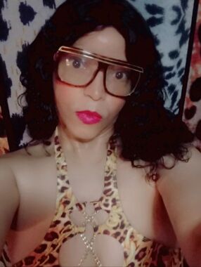 (NEW)!Cute! Clear! Brown & Gold Shades :-)